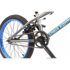 BMX FLATLAND KHE 19' CHRIS BOHM Signature 19 BMX FLATLAND KHE 19' CHRIS BOHM Signature -Velo Pour Aventure bmx flatland khe 19 chris bohm signature 7