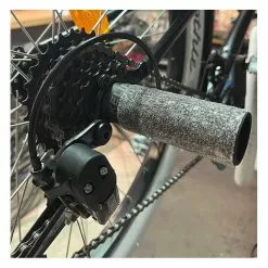 Pack PEGS BIKELIFE Noirs + Grips BIKELIFE Phosphorescent 13 Pack PEGS BIKELIFE Noirs + Grips BIKELIFE Phosphorescent -Velo Pour Aventure pack pegs bikelife noirs grips bikelife phosphorescent 3