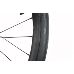 Focale44 PNEU F44 REVOLTED 700c Blk 9 Focale44 PNEU F44 REVOLTED 700c Blk -Velo Pour Aventure pneu f44 revolted bk 2