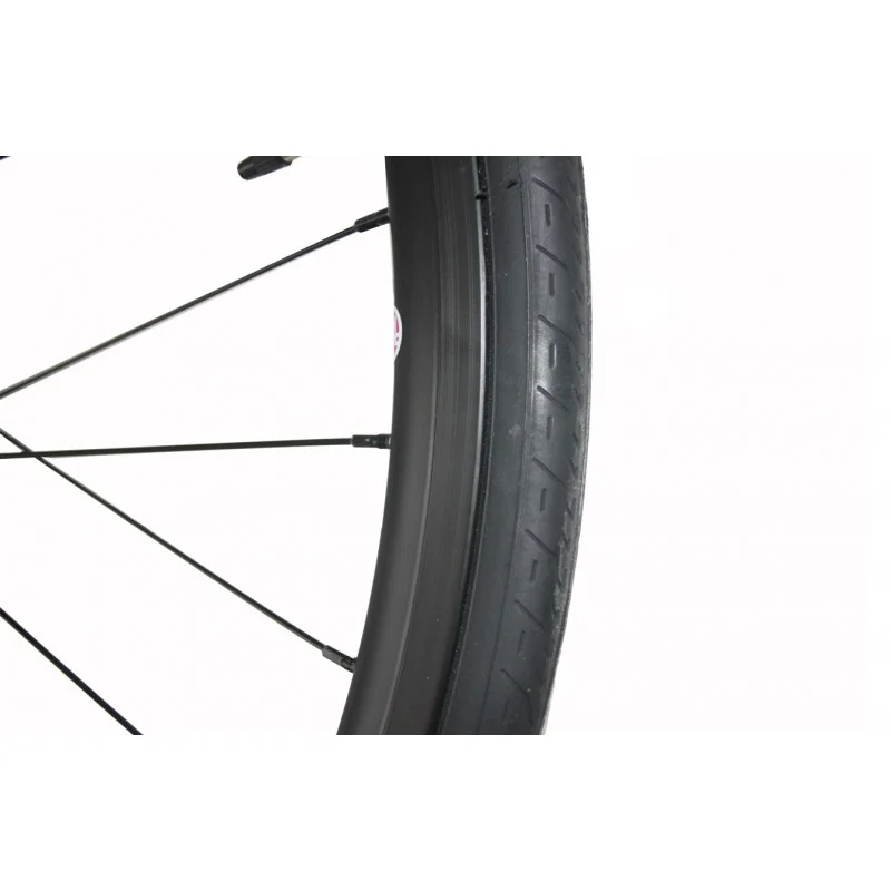 Focale44 PNEU F44 REVOLTED 700c Blk 5 Focale44 PNEU F44 REVOLTED 700c Blk – Image 3