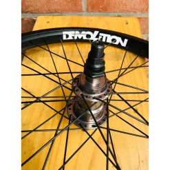 Roue Custom KHE X Demolition 20' Freecoaster Noire 12 Roue Custom KHE X Demolition 20' Freecoaster Noire -Velo Pour Aventure roue custom khe x demolition 20 freecoaster noire 4