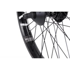Roue ECLAT 20" Trippin Cassette LSD Noire -Velo Pour Aventure roue eclat 20 trippin cassette lsd noire 3