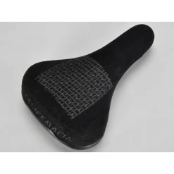 MAFIA BIKES Selle Mafia Bike Patch Noire -Velo Pour Aventure selle mafia bike patch noire 3