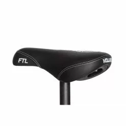 Volume Bikes Selle VOLUME X FTL Fat Noire - Billy Perry Signature -Velo Pour Aventure selle volume x ftl fat noire pivotal 2